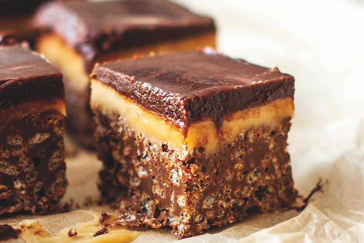 Lili's Crispy Caramel Squares recipe - Mykidstime