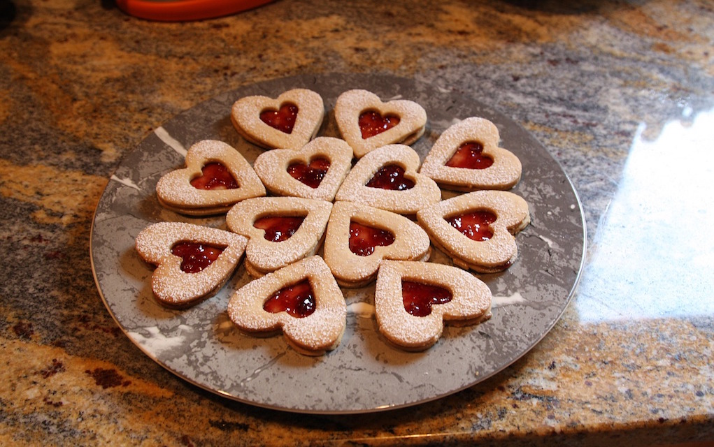 heart shaped jam tarts valentines cookie recipes