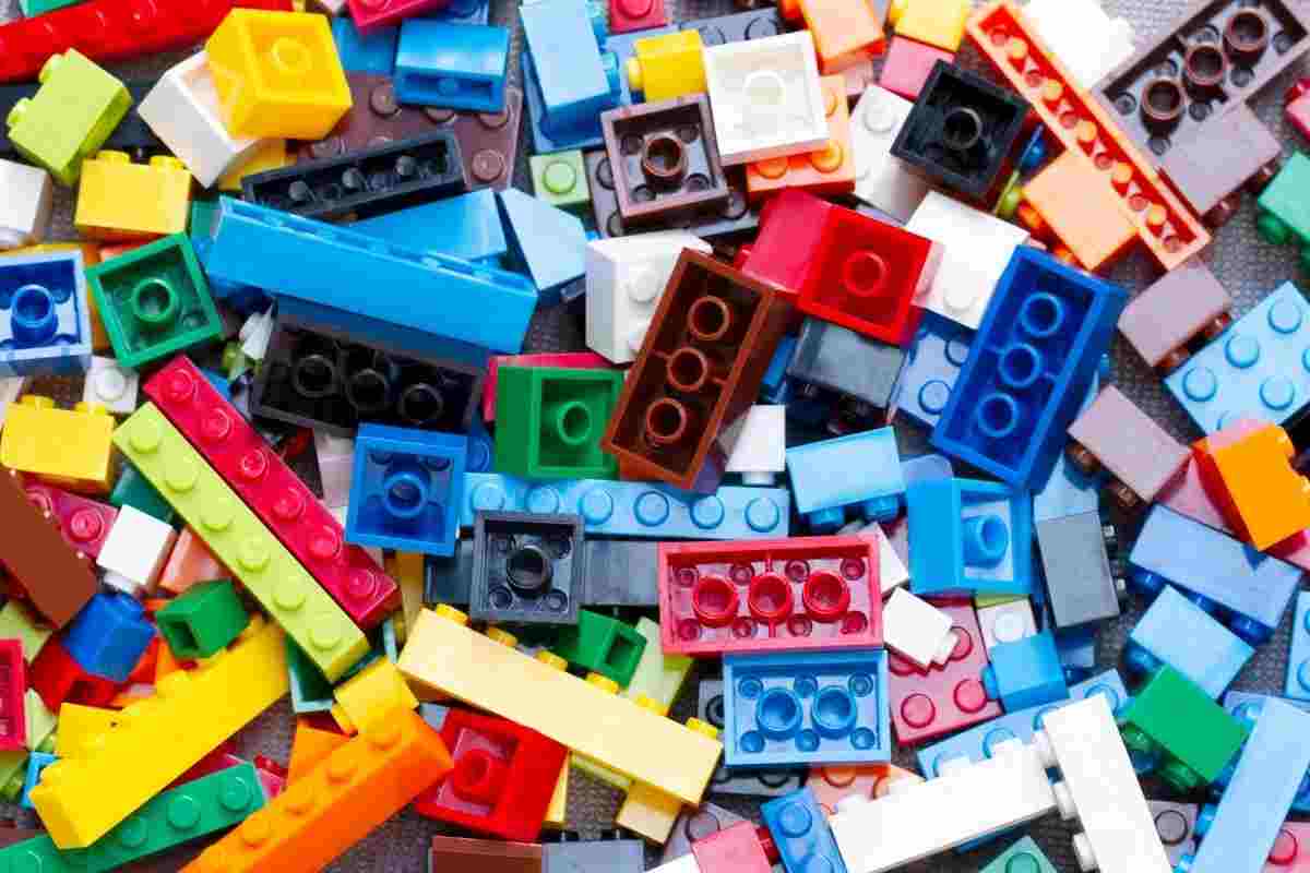lego pile brickit app