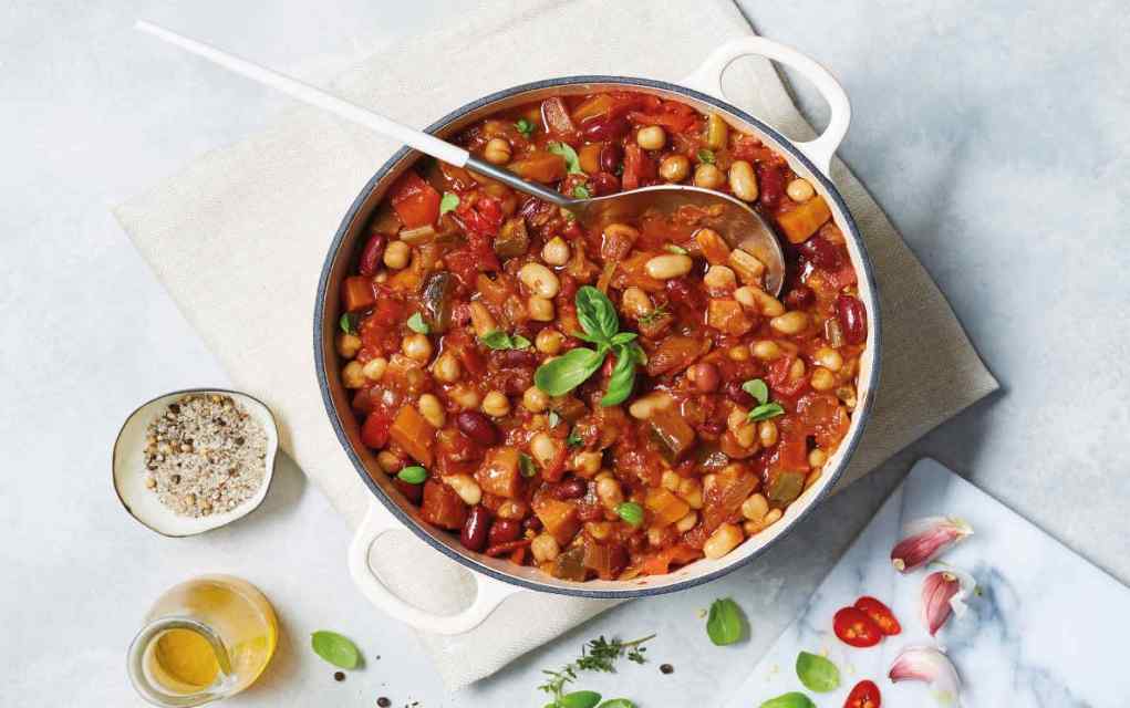 bean and vegetable chilli